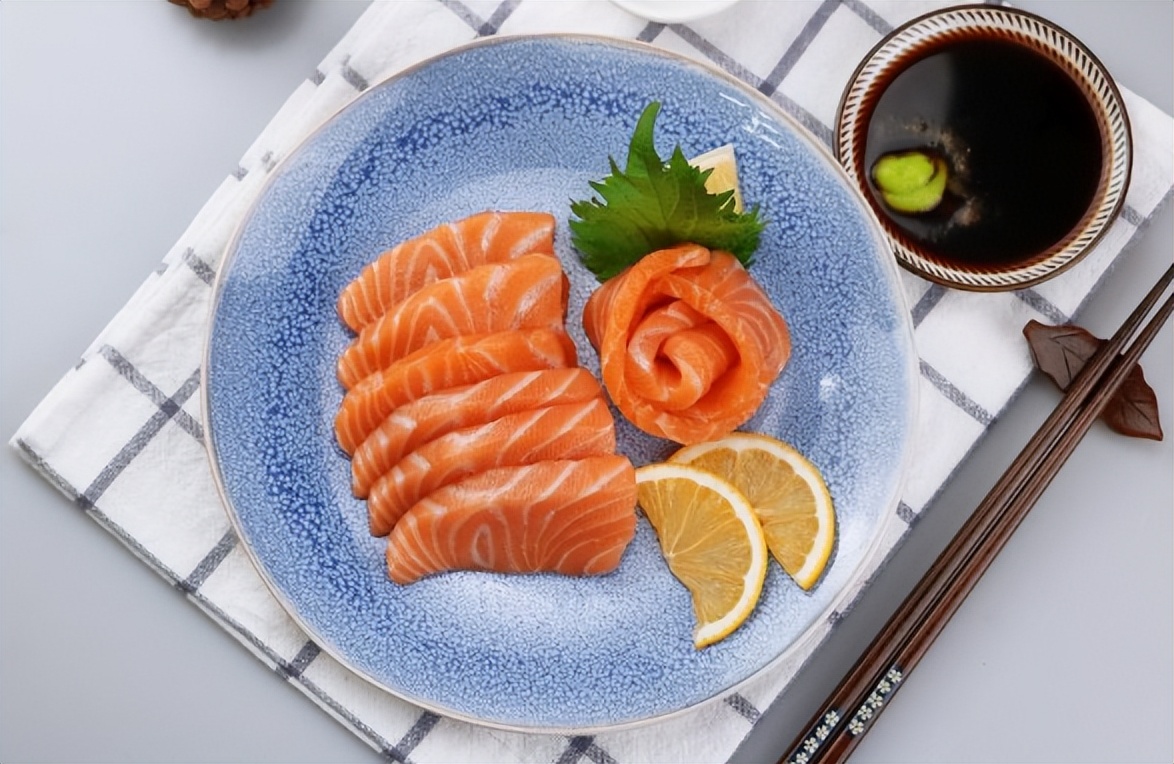 进口三文鱼清关手续,上海三文鱼进口清关费用