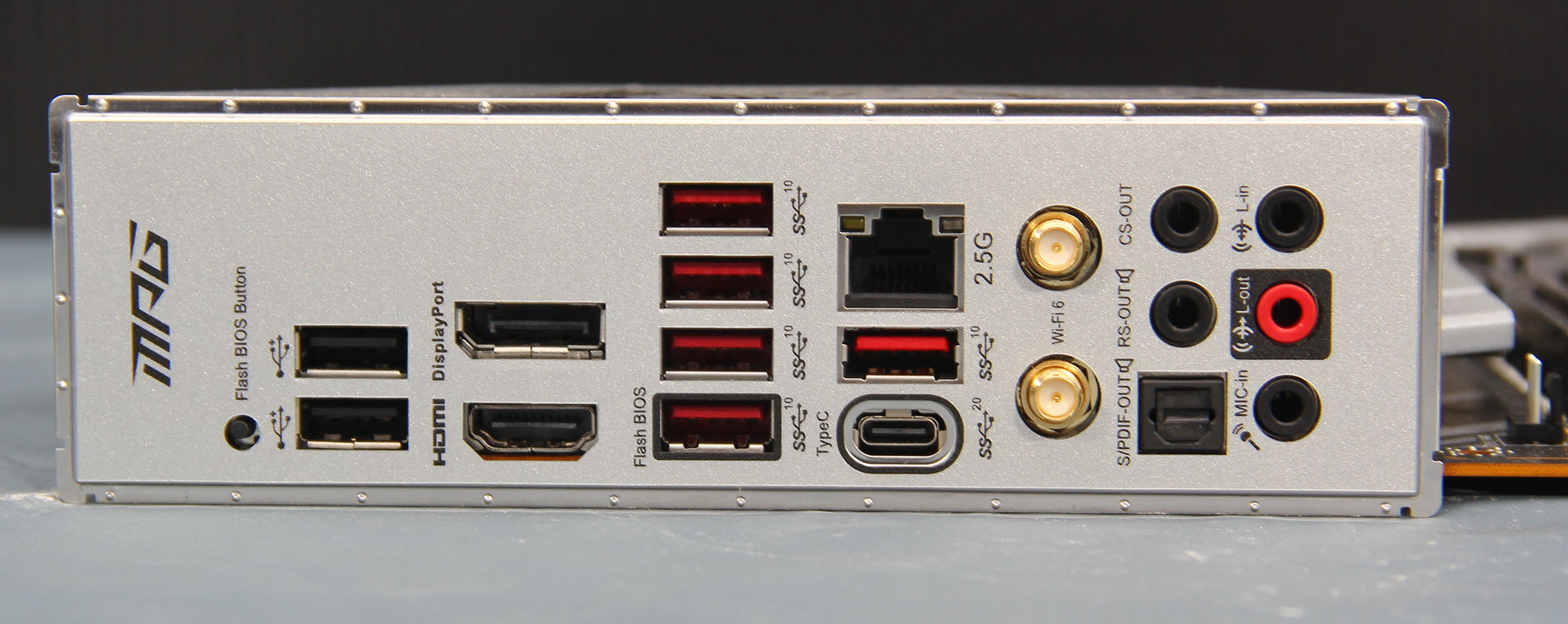 酷睿i7-12700h核显相当于什么水平,有核显的cpu需要屏蔽吗