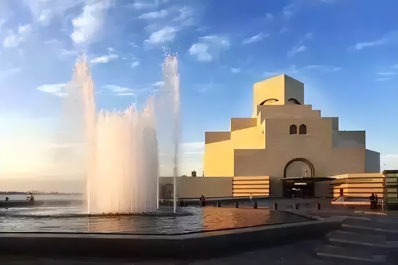 卡塔尔是属于哪个沙漠,卡塔尔沙漠面积有多大