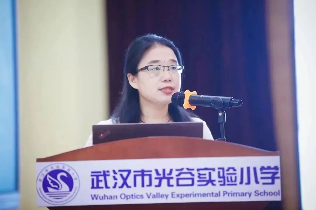 武汉首届智慧教育优秀教师,武汉东湖高新技术开发区新教师