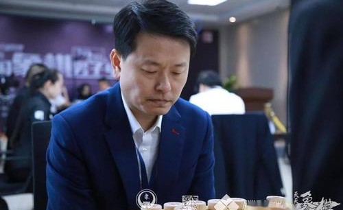 王天一郑惟桐棋坛双子星恩怨,王天一谈郑惟桐象棋水平