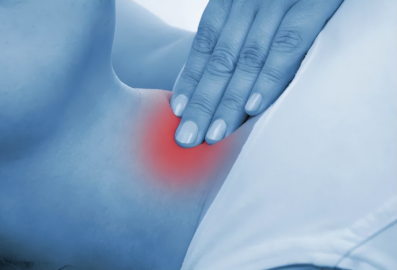 甲状腺4b结节大小为4mm要做手术吗,甲状腺结节大小和严重程度有关吗