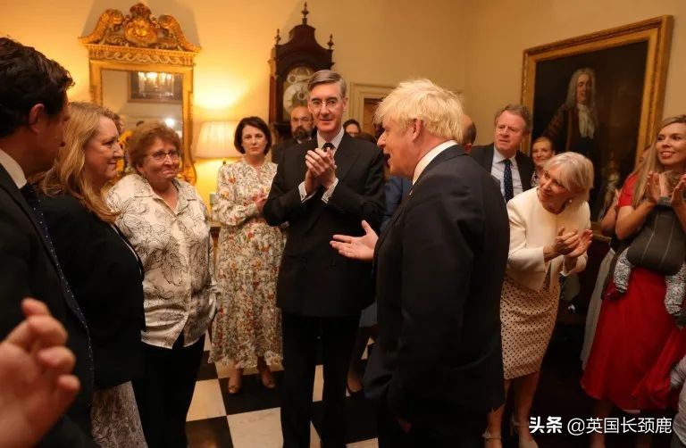 英国疫情日增人数表,英国新冠病毒每日增长数据