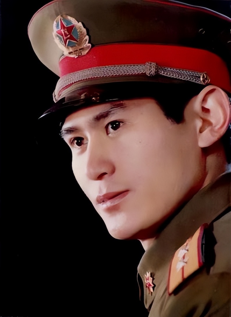 众诗人品读许庆胜《诗坛胡松夏现象解剖》专著诗•50首