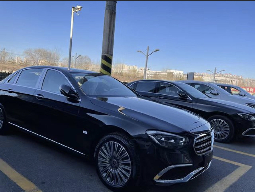 什么样的水平买奔驰e300,奔驰e300和宝马525哪个适合购买