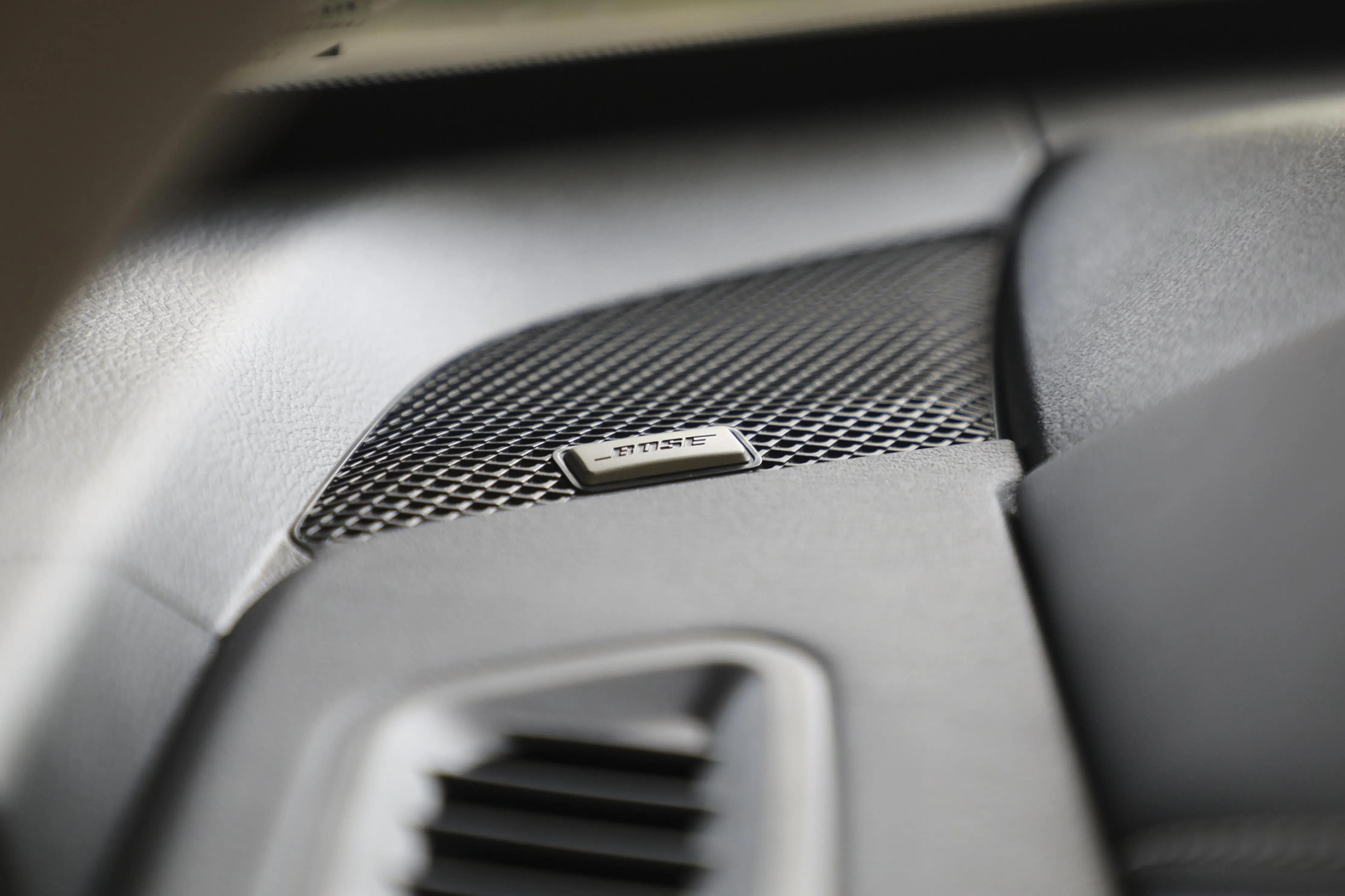 08款天籁2.5领先版是bose音响吗,2023款天籁顶配bose音响拆车件