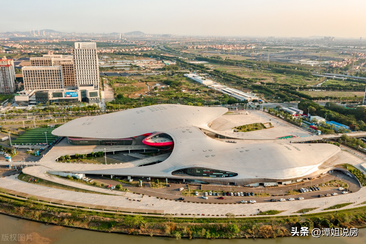 广州最大路坑,广州第一大天坑