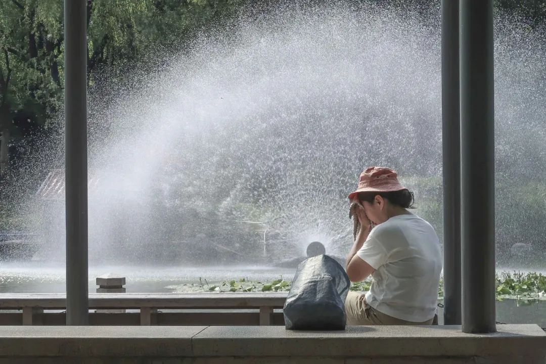 高温下如何避免中暑,高温如何防止中暑