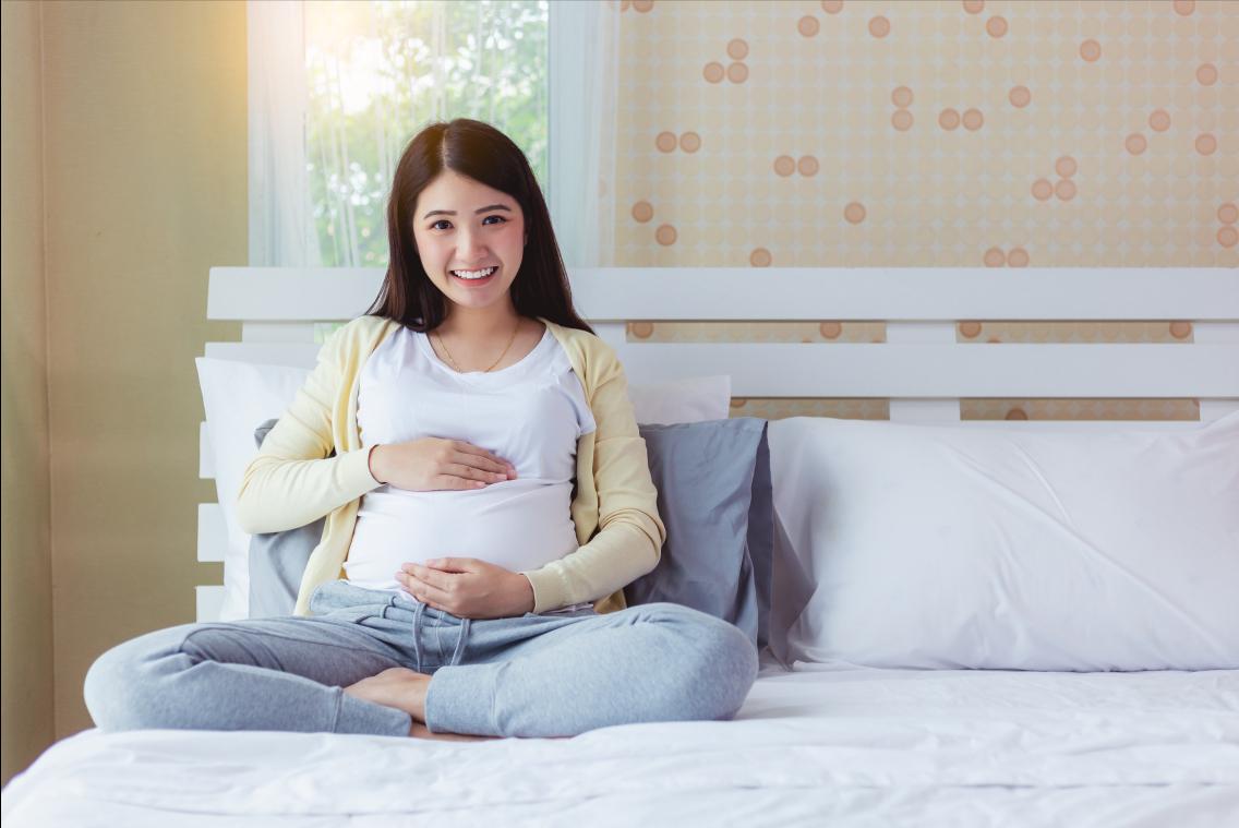 女生肚脐眼下为什么有条黑线,女人肚脐眼下有一条黑线