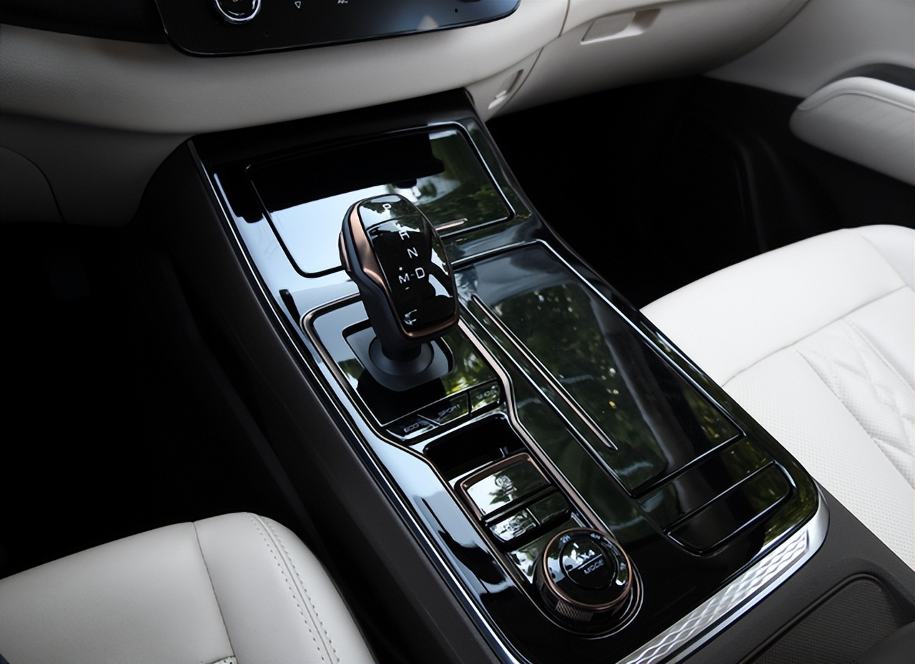 郑州日产锐骐7官图发布,锐骐7与纳瓦拉有什么区别