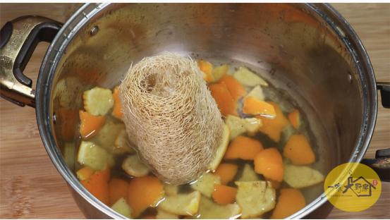 炒锅烧焦了怎么洗得干净,锅烧焦了怎么清洗干净教你一招