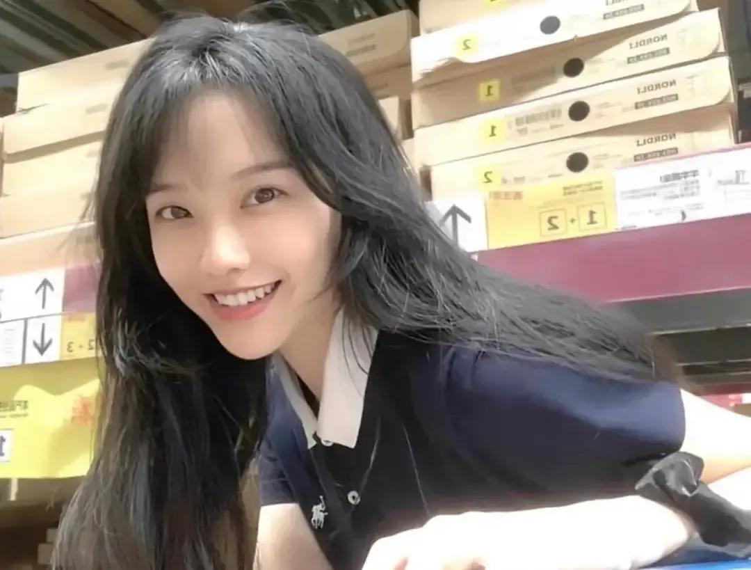 挖呀挖黄老师为什么走红,挖呀挖黄老师为啥会火