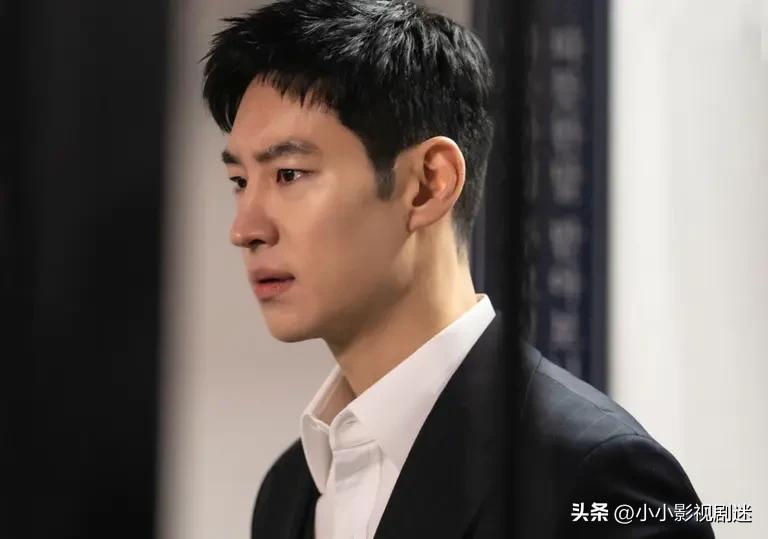 养眼爆肌反差奶狗脸最爱哪一款？「10大天菜韩星」