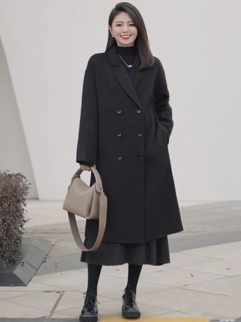 想穿的休闲大衣应该选择什么颜色,双面呢大衣穿什么颜色显高级感