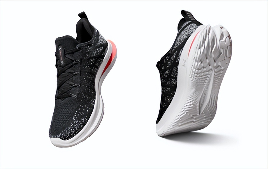 安德玛跑鞋underarmour多少钱,安德玛跑鞋under3