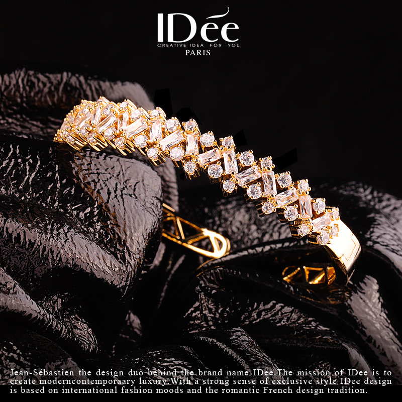 轻松提升精致感——IDee亚玟之星闪钻手镯潮牌轻奢小众高级感配饰