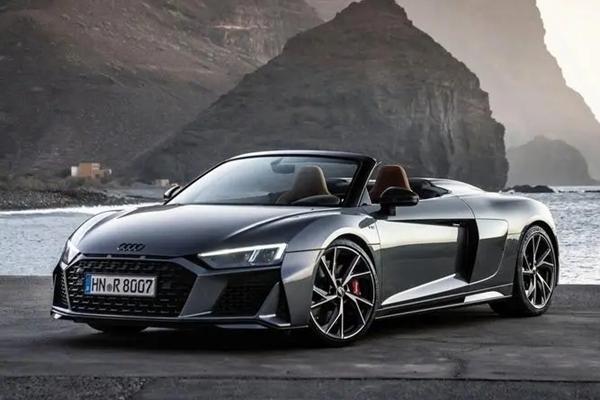 「总裁专车」租奥迪一天多少钱?盘点成都奥迪租赁的底价