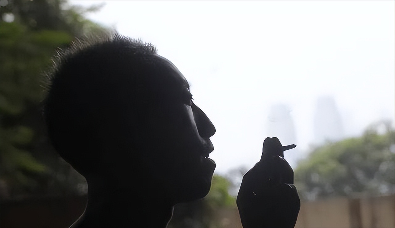 拾荒男子梦到一等奖数字，花18年写出彩票秘籍，直言：能赚800亿