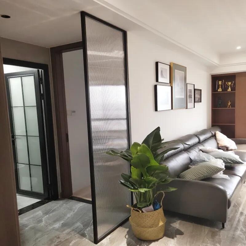 玻璃隔断设计高级感,设计改变生活极简玻璃隔断