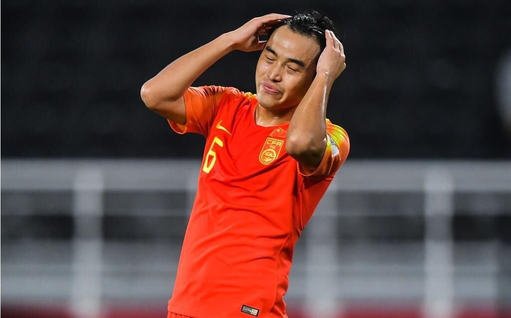 冯潇霆担任过几次国足队长,国足队长冯潇霆谈中国足球