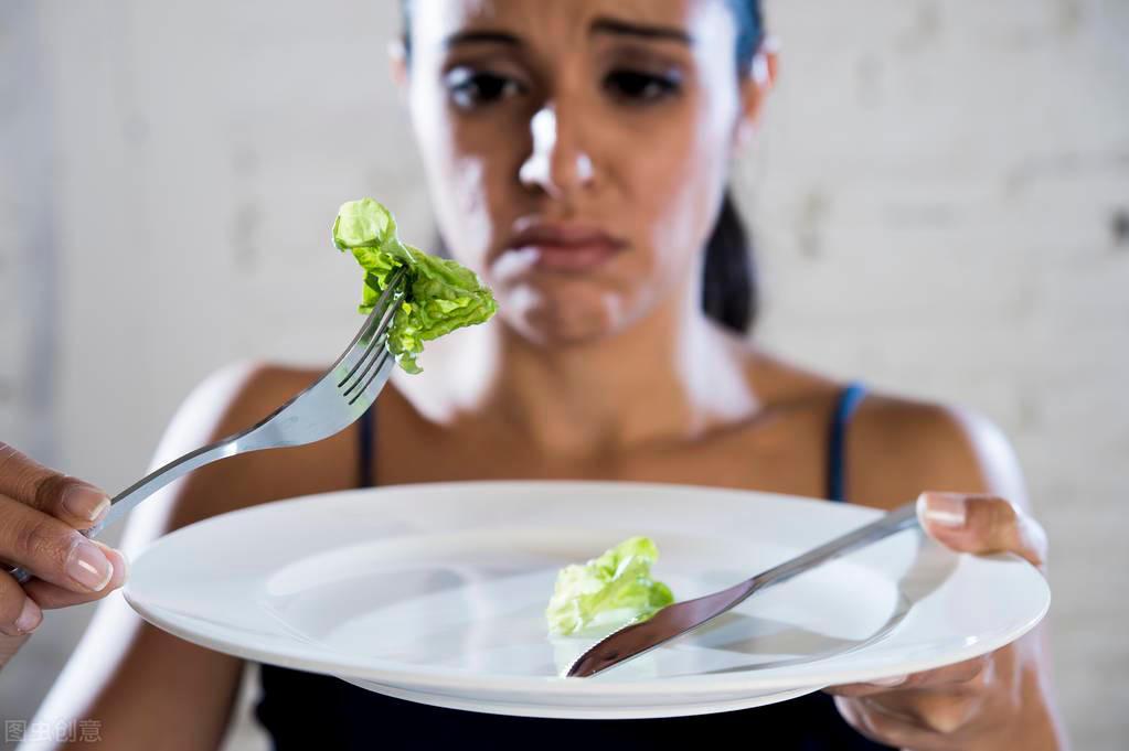 为何“大姨妈”总是提前“报道”呢？或许与身体的这6点有关