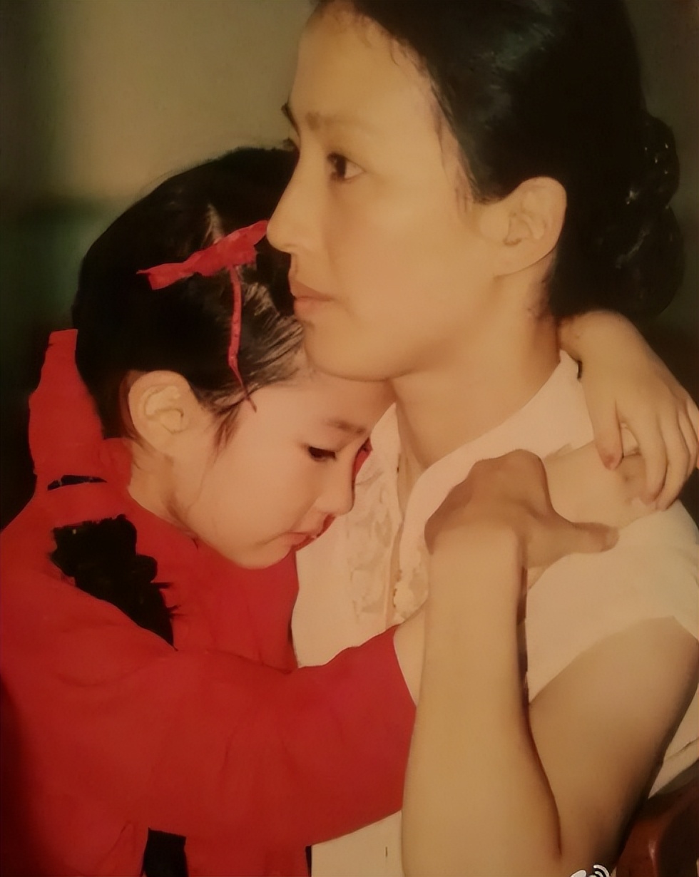 刘亦菲与朱一龙同台,朱一龙刘亦菲事件