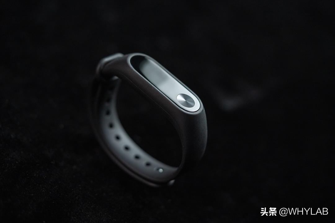 红米手环3和小米手环7,红米手环2和小米手环7买哪个好