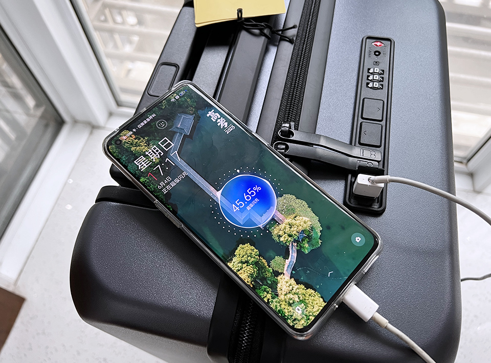 求大家推荐一款好用不贵的行李箱,超级推荐这款行李箱