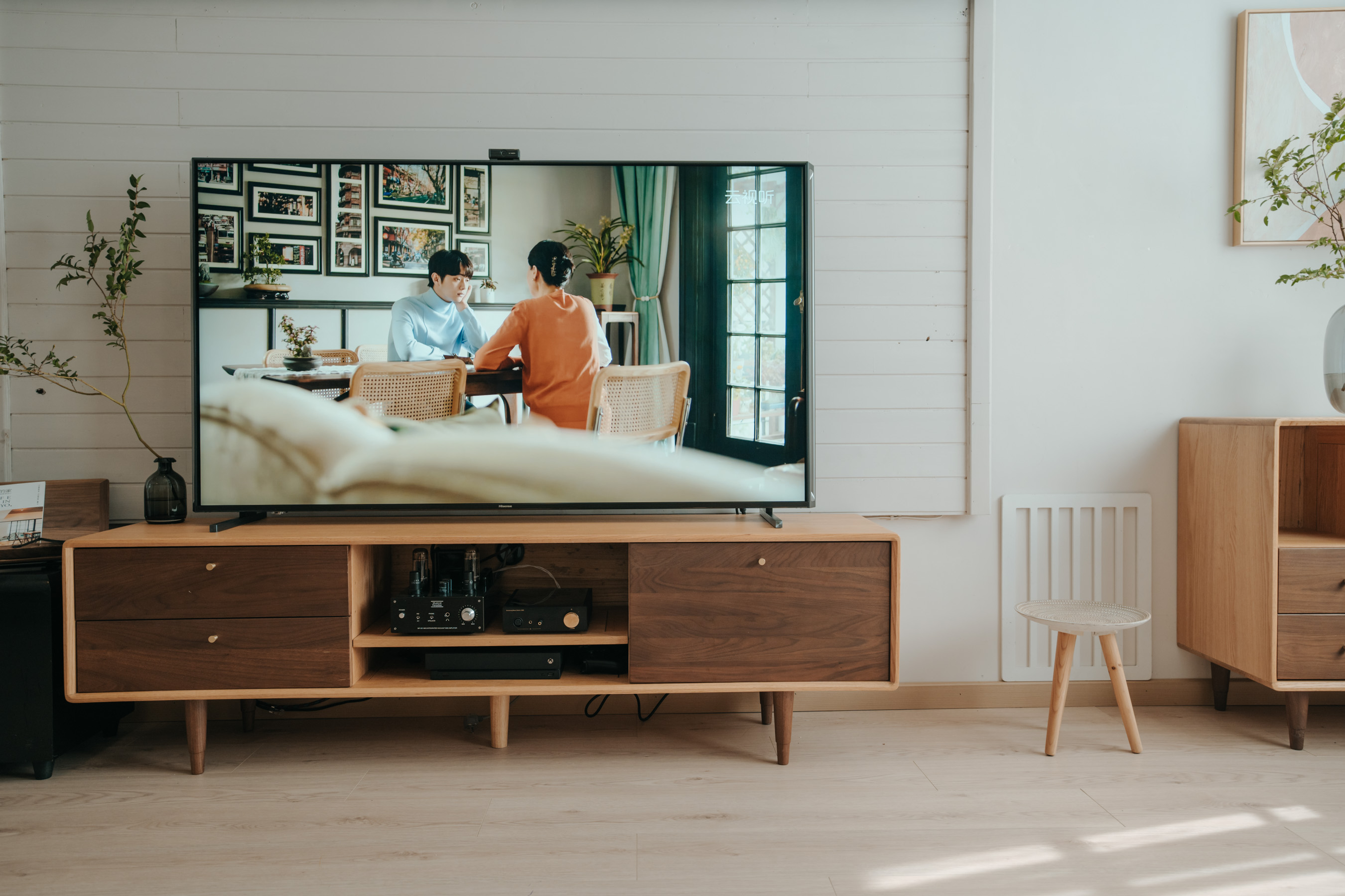 海信u8h电视怎么看配置,海信u8h是目前最好的电视吗