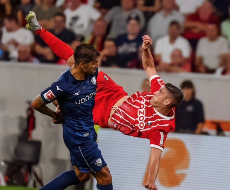 弗赖堡vs门兴哪个实力更强,德甲门兴和弗莱堡谁厉害