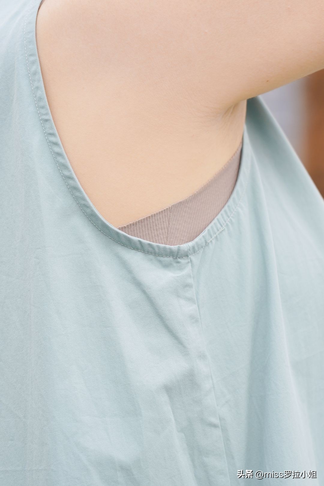 适合旅游连衣裙高级感秋季,出游连衣裙高级感穿搭轻奢