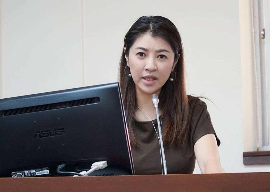 台湾张淑娟选美,1990中国小姐选美