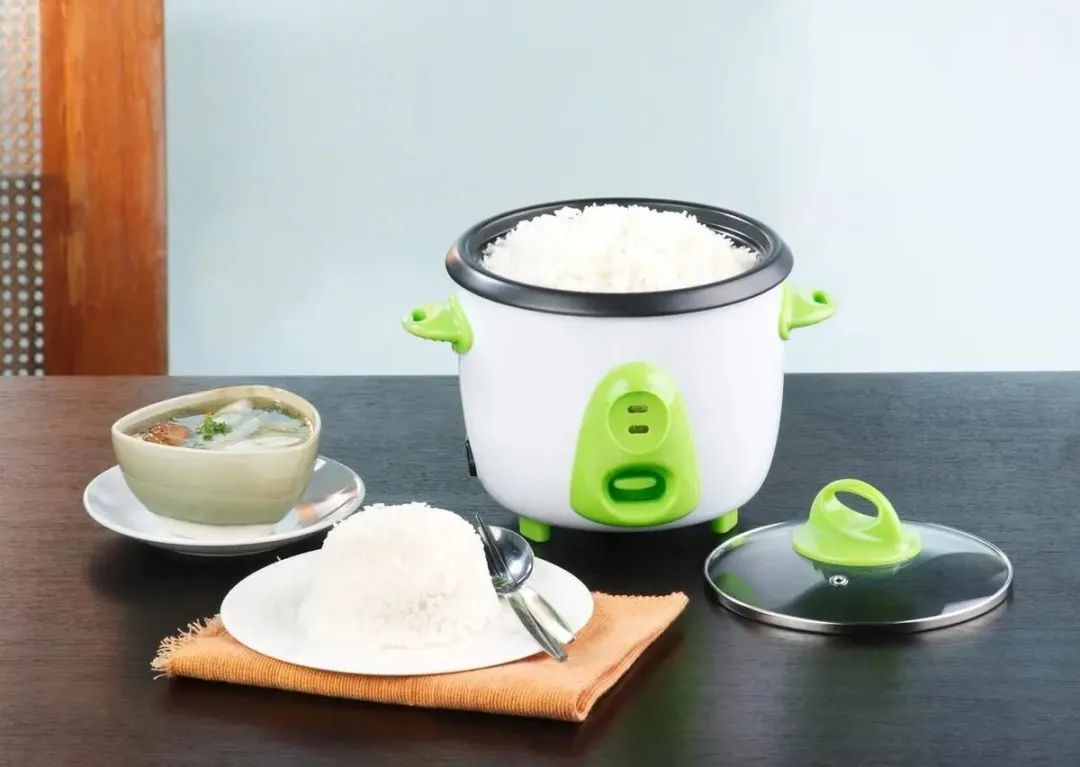 电饭煲的正确使用和清洁方法,电饭煲发热盘下面怎么清理