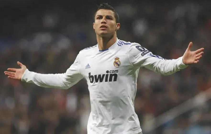 皇马夺冠球员排行,皇马五年四夺欧冠阵容