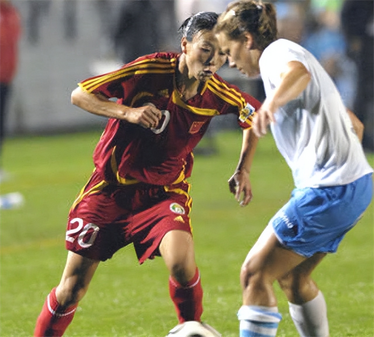 前女足国脚张欧影穿几号球衣,1999年女足世界杯张欧影