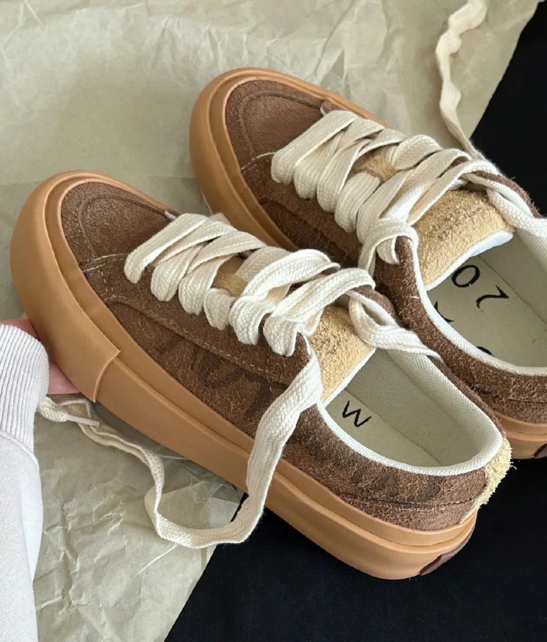 美拉德风格鞋,美拉德鞋是什么颜色