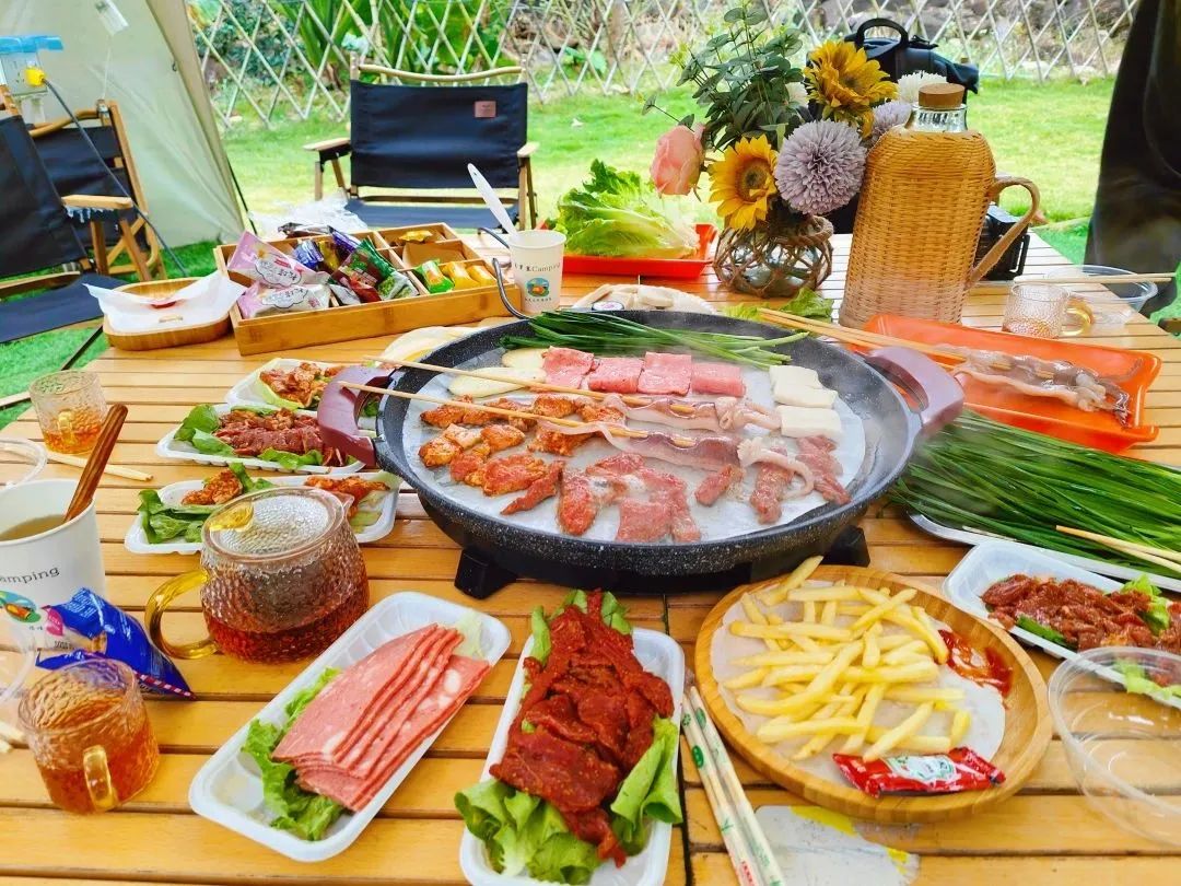 假期余额不足带孩子露营,假期余额不足赶紧郊游