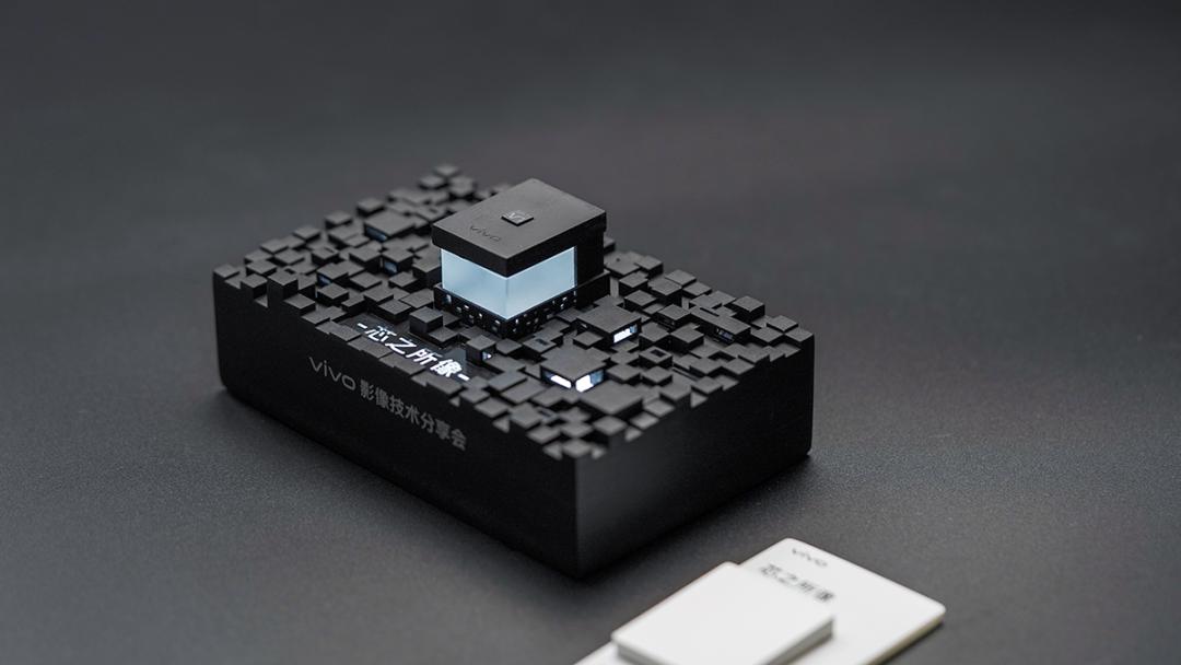 这些就是手机厂员工用头发换来的邀请函？