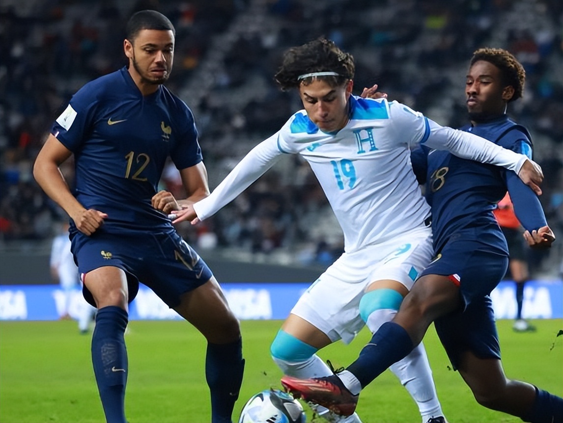 法国队vs阿根廷队姆巴佩帽子戏法,法国对阿根廷姆巴佩进几个球