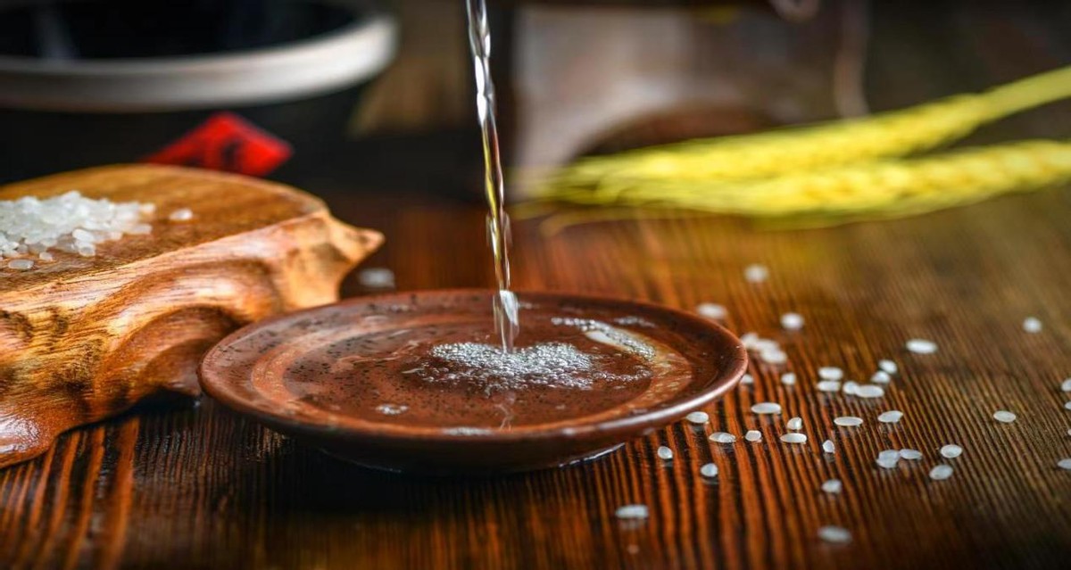 五粮液嫡系低端酒：尖庄，是纯粮佳酿吗？值得当口粮酒吗？