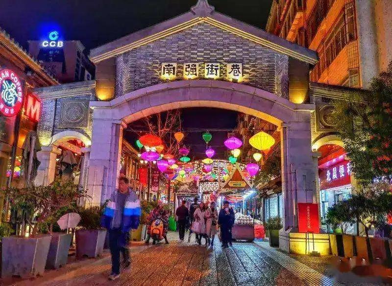 吃货们千万不要错过的昆明美食街,昆明翠湖公园附近美食街