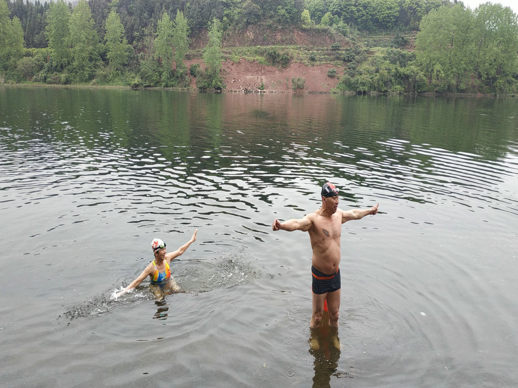 怀化第六届运动会游泳比赛,怀化鹤城泳协漂流