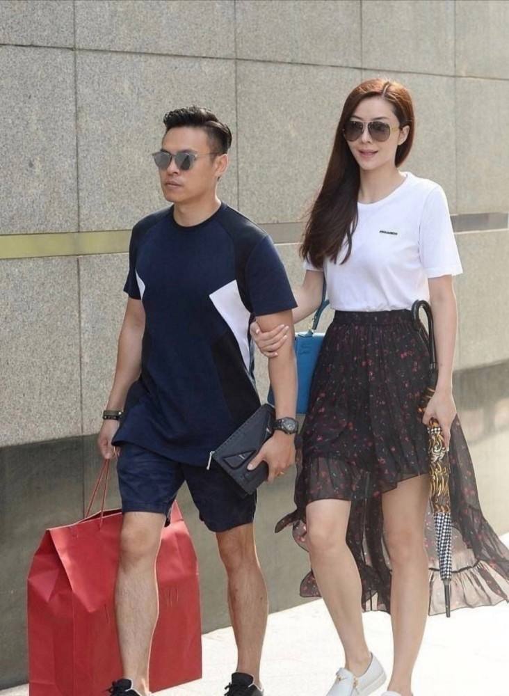 熊黛林拜金,熊黛林上位