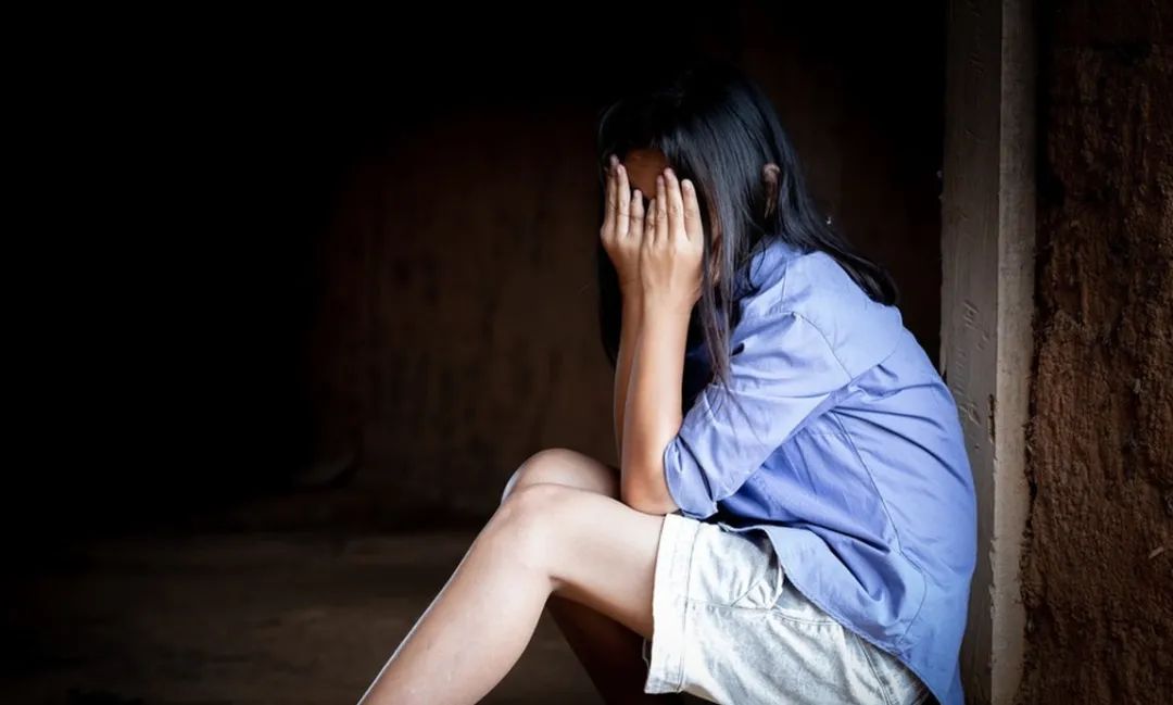 网传河南两女子吃凉皮中毒死亡,两女子吃凉皮中毒1死1伤后续