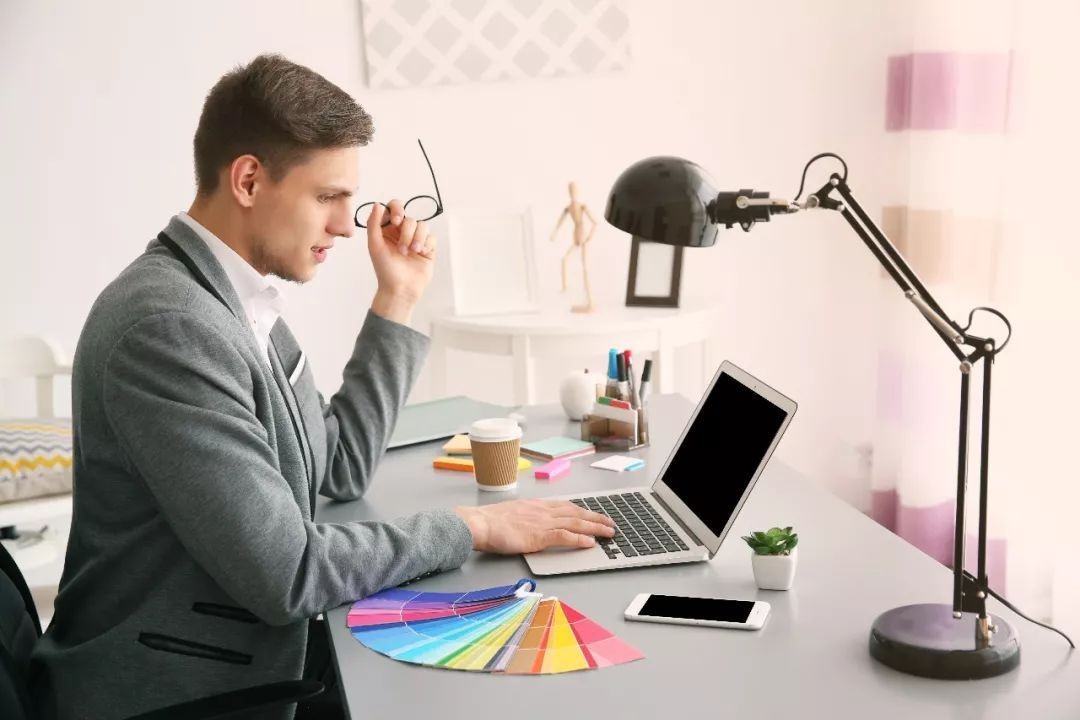 头戴式耳机索尼和飞利浦哪个好,飞利浦蓝牙耳机对比索尼