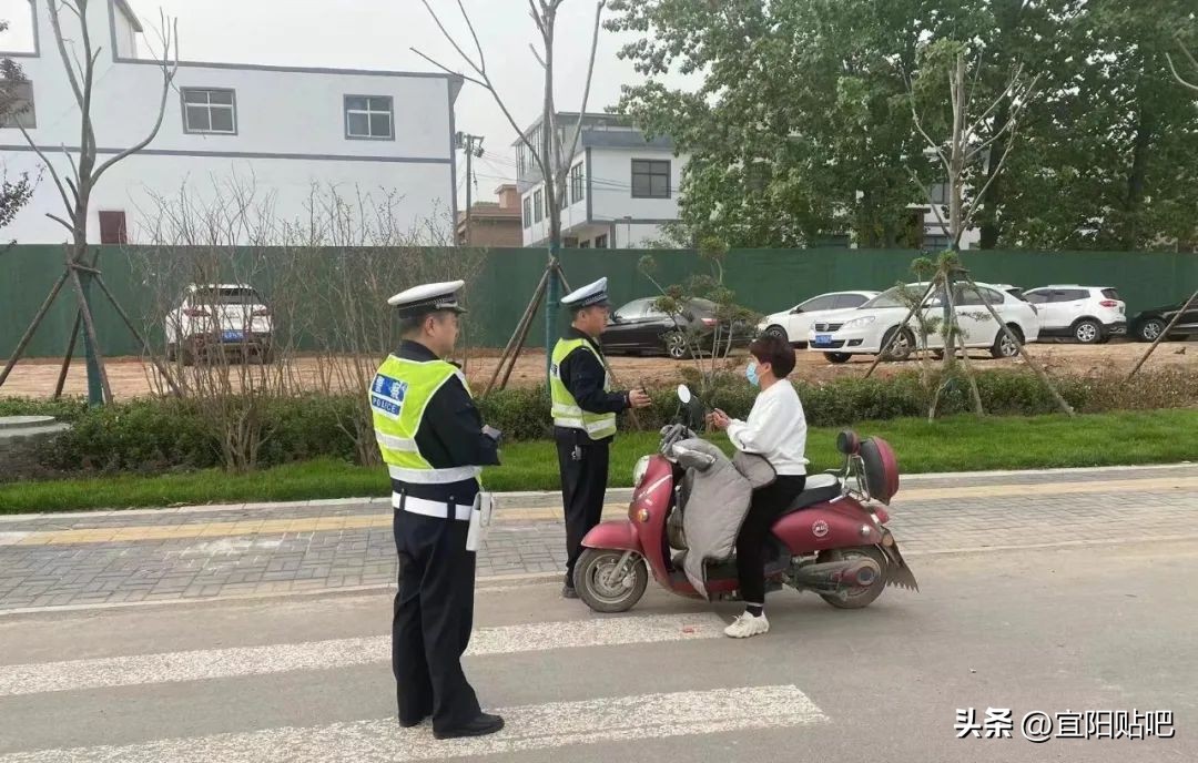 晓辉整治乱停车,宜阳县违法停车怎么处理