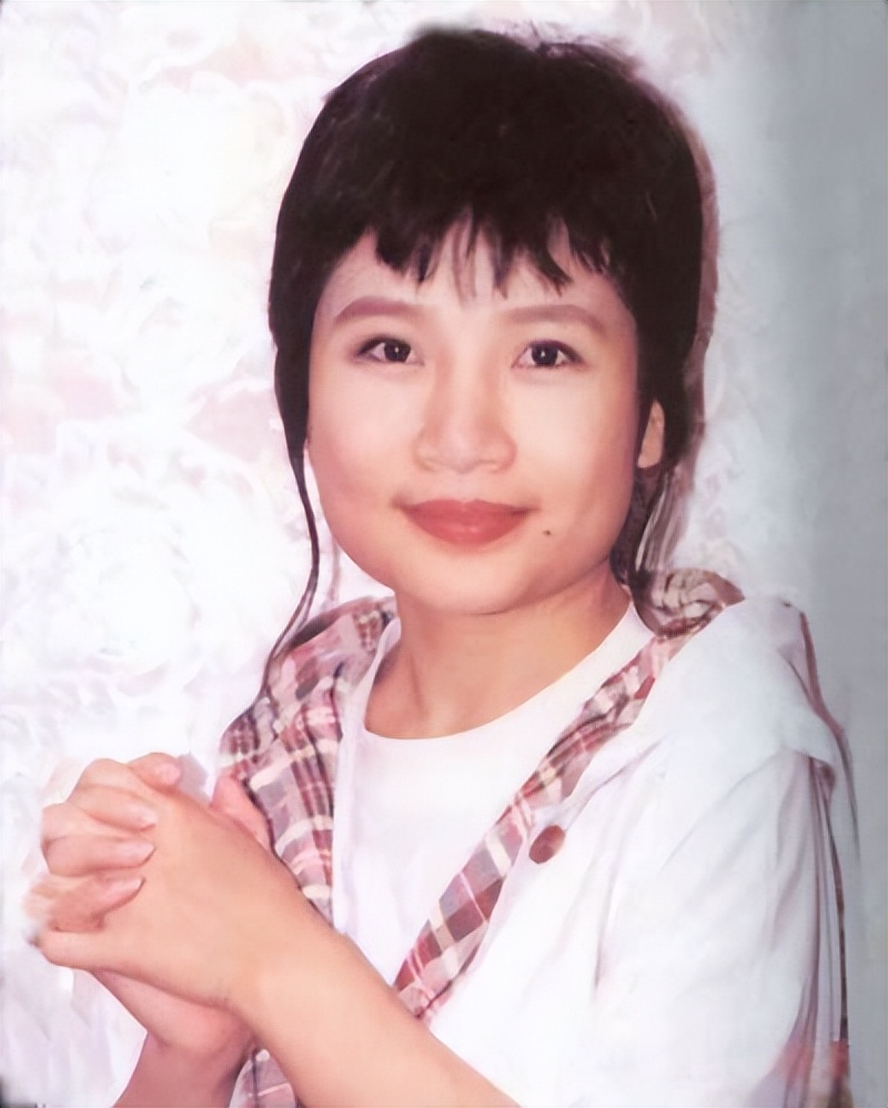 李娜出家后生活现状,李娜为什么在事业巅峰时候出家