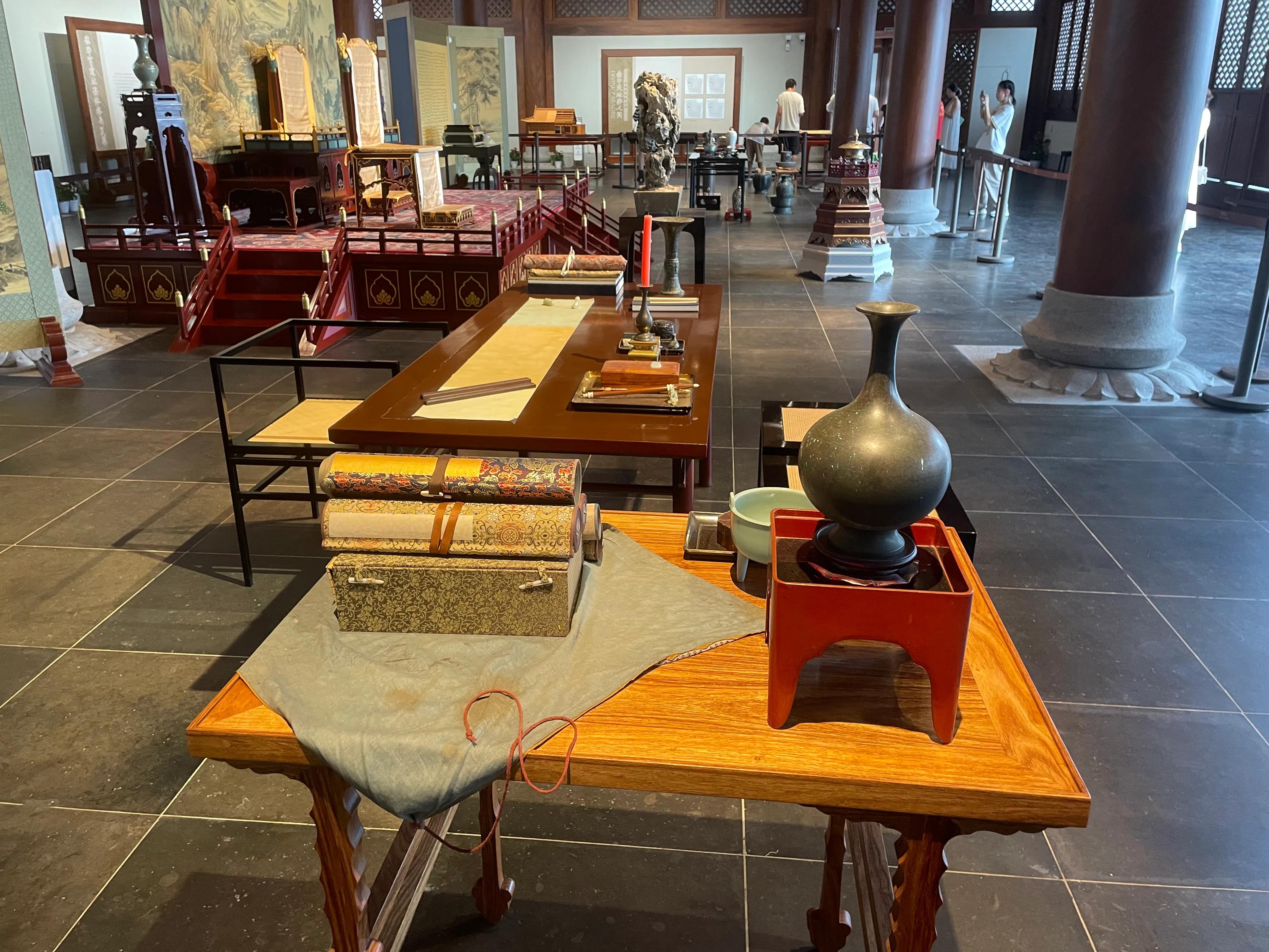 走进德寿宫感受南宋风情,杭州德寿宫红墙美照