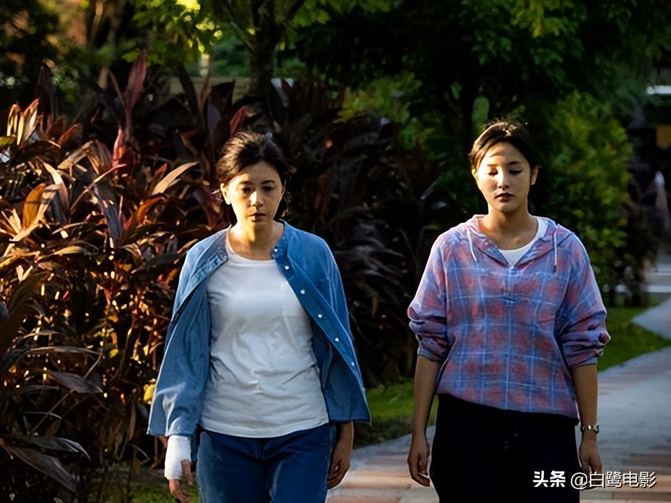 2022最高评「15部电影」推荐！爆红《Tinder大骗徒》必看