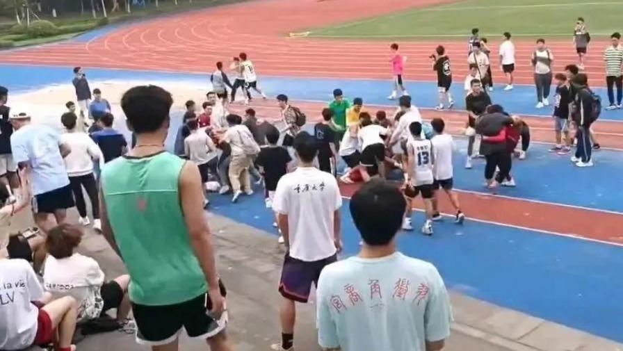 盘点国足的那些搞笑操作,这就是国足